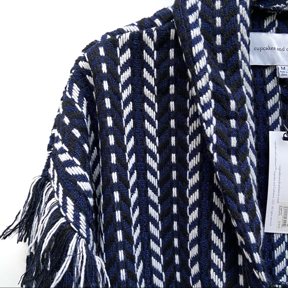 Cupcakes And Cashmere Kirsty Woven Fringe Jacket - Picture 4 of 8